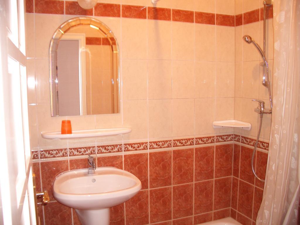 Hegyi Villa Hévíz Oda fotoğraf